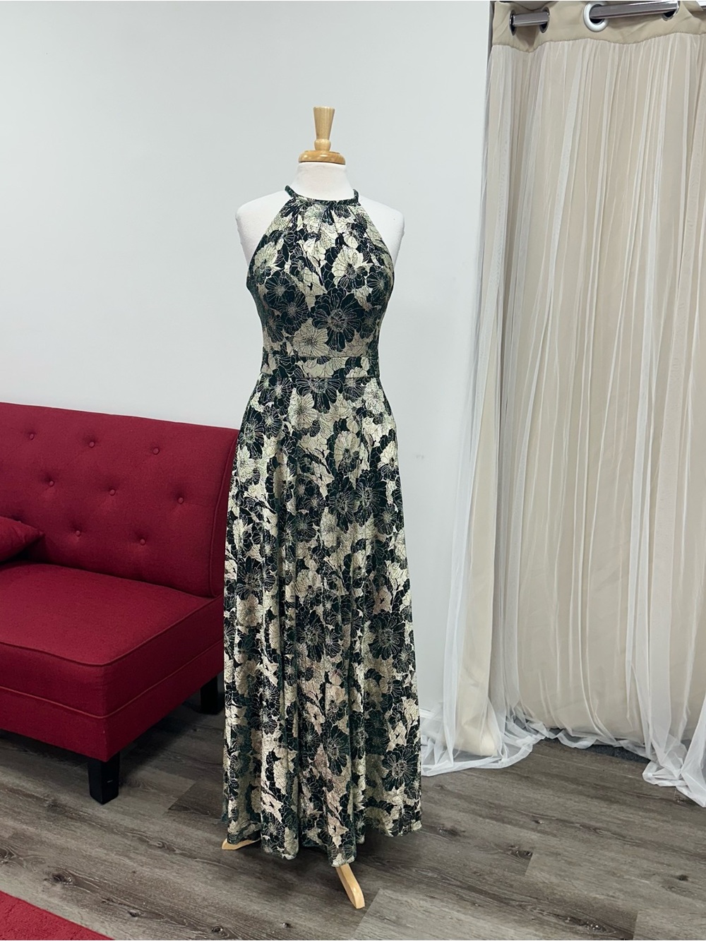 Betsy & Adam 10 Gold Green Metallic Floral Halter Evening Wedding Guest Dress